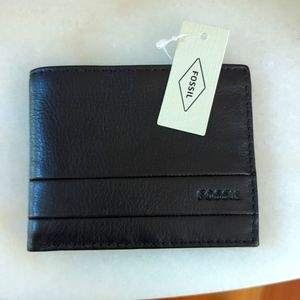 Fossil Lufkin Bifold Black Wallet. NEW.